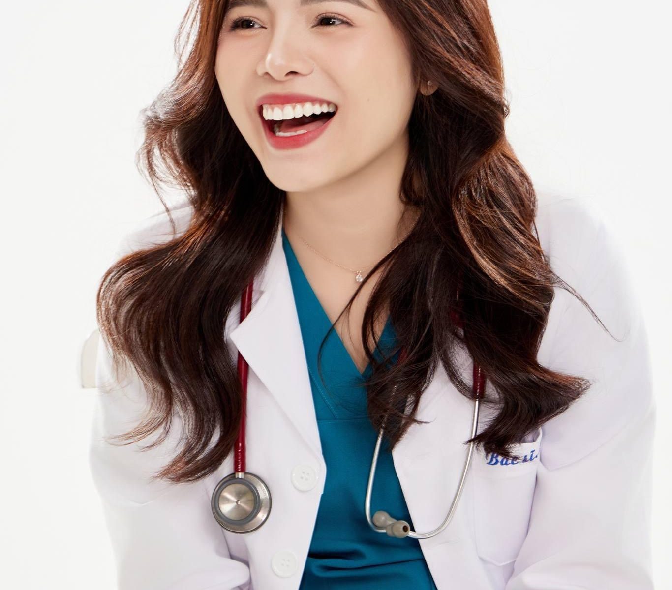 Dr Thùy Dung vì sức khỏe cộng đồng